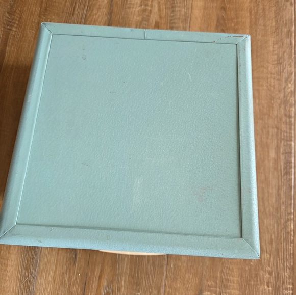 Vintage Tom Thumb Typewriter. Works! Produced by Western Stamping Co. - Picture 7 of 9